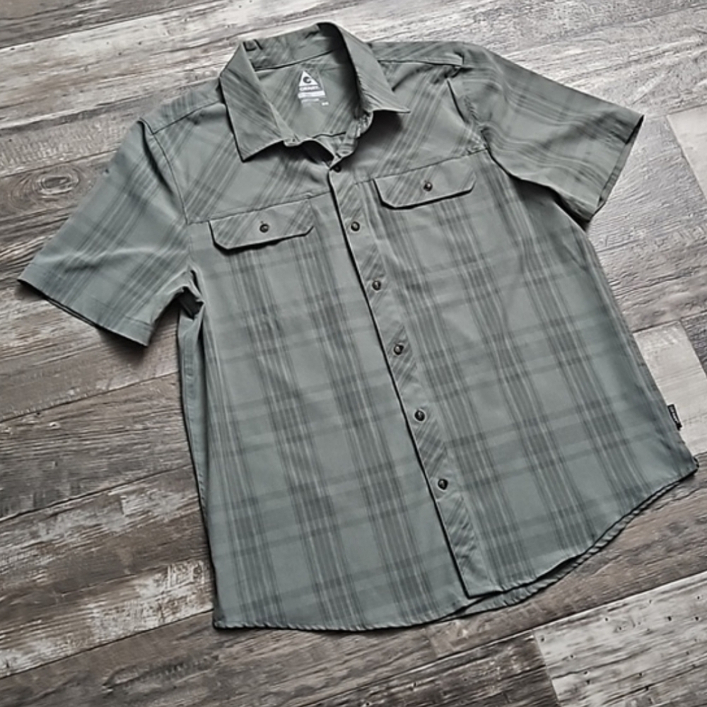 Gerry UPF 40+ Protection Quick Dry Lightweight Button Up Short Sleeve Shirt 🔅